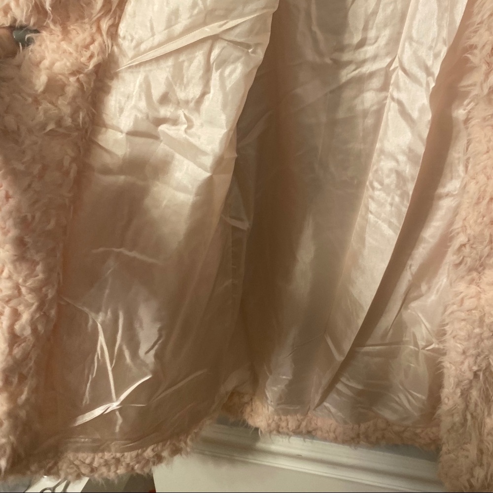🌸LAST-MEDIUM🌸Blush Shaggy Faux Shearling Coat - Picture 7 of 9